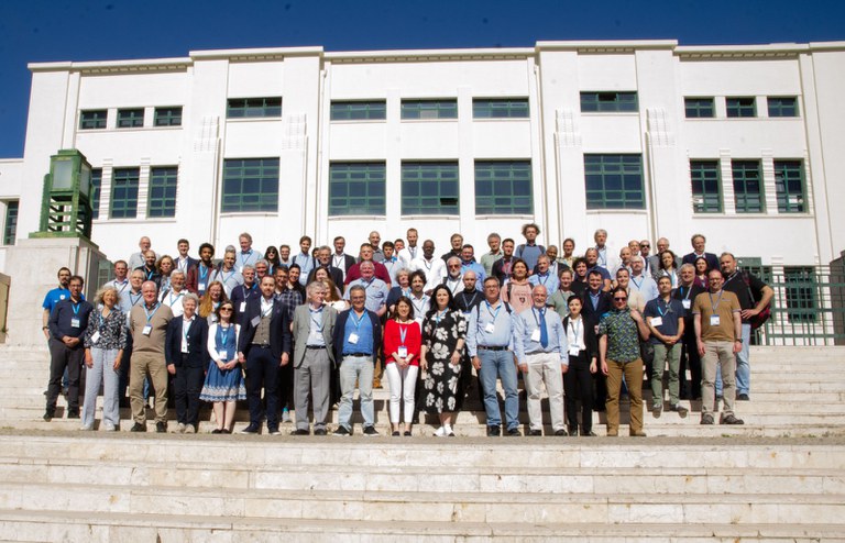 lle-conference_group-photo.jpeg lle-conference_group-photo.jpeg