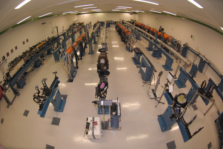 PALS laser hall PALS-1.JPG